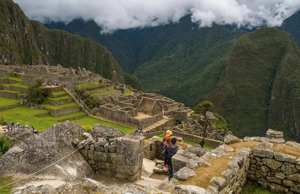 portada de caminio inca